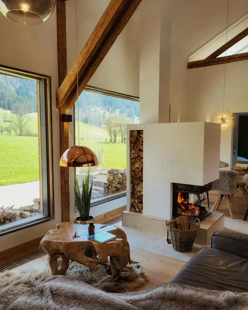 Alpenlounge – Küche & Essbereich